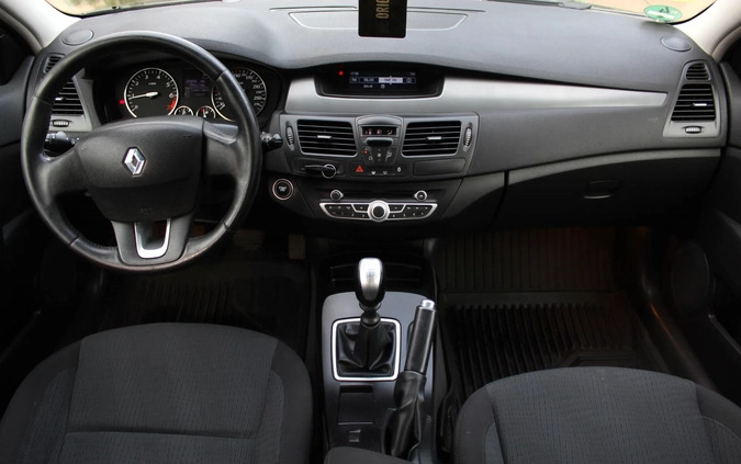 Renault Laguna cena 15999 przebieg: 234000, rok produkcji 2009 z Małomice małe 172